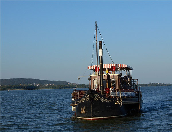 S�tahaj�k�z�s a Keszthelyi-�b�lben